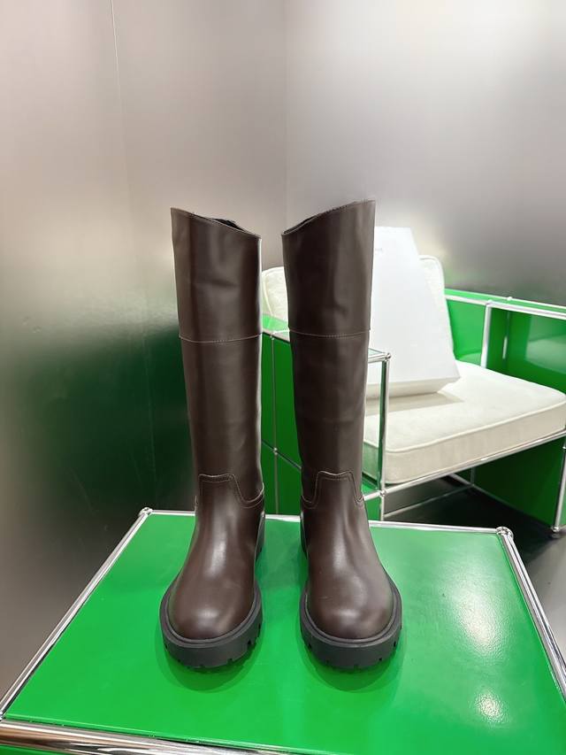 K054 Celine Autumn/Winter Arc de Triomphe Long Boots New arrival! The heel heigh