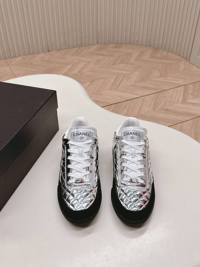 Selling Chanel 25N series silver mirrored explosion-proof cowhide German traini