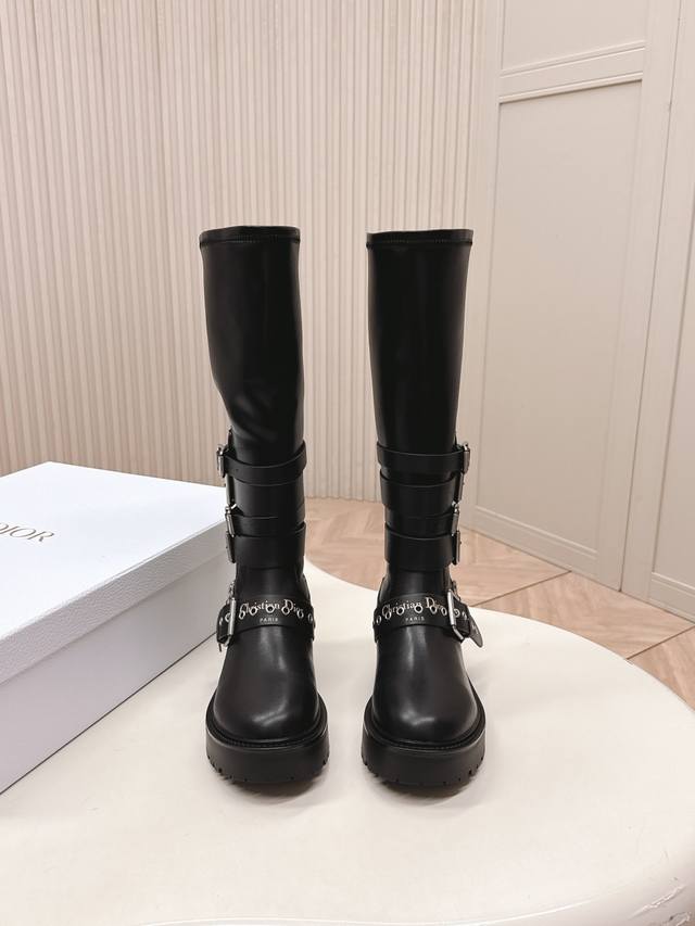 Short version of the highest quality Dior Fall/Winter 2025 combat boots, super c