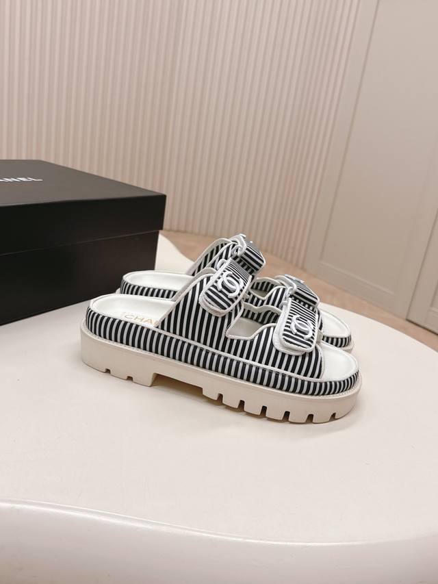 New 2025 Colorways for Slippers and Sandals! Chanel 2025 New Sandals and Slippe