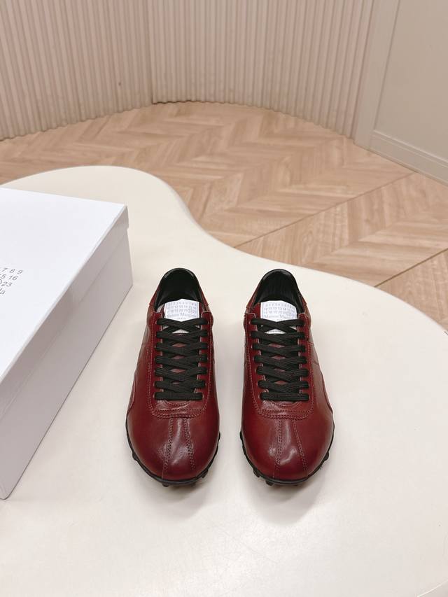 Selling Maison Margiela 2025 Fall/Winter Collection Couple's Sprinter/Training