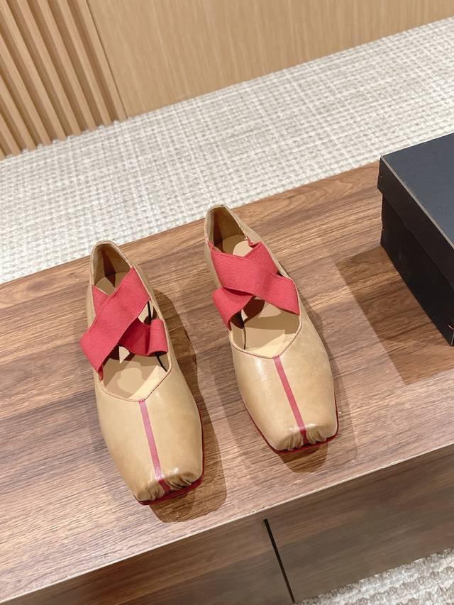 Dongguan Made. Color Block# Uma Wang Dark-Style Ballet Flats. The namesake brand