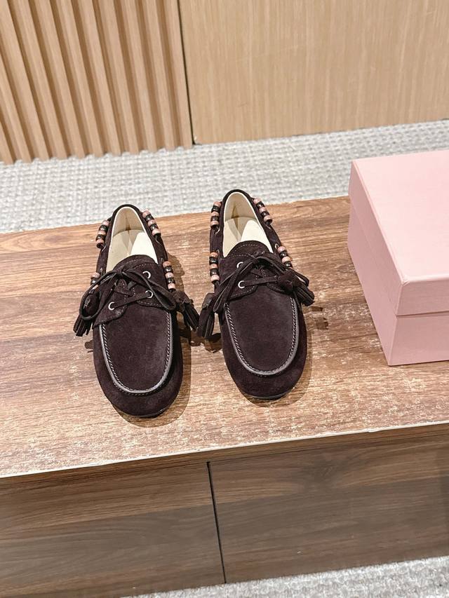 Miu Miu Fall/Winter New Deck Shoes, Suede Boat Shoes, Flat Slip-on Retro Shoes~