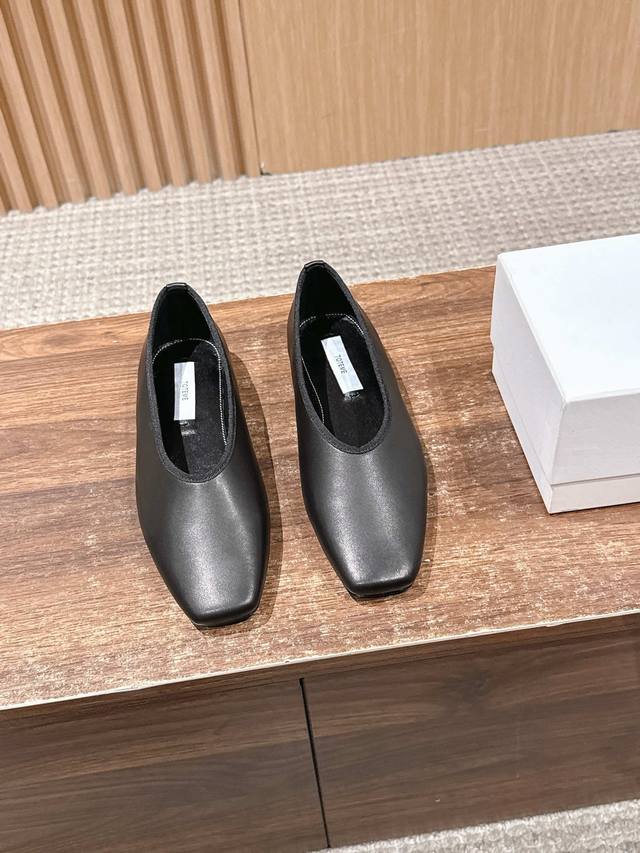 Dongguan-made Toteme 25 latest square-toe suede flat shoes 1:1 replica of the o