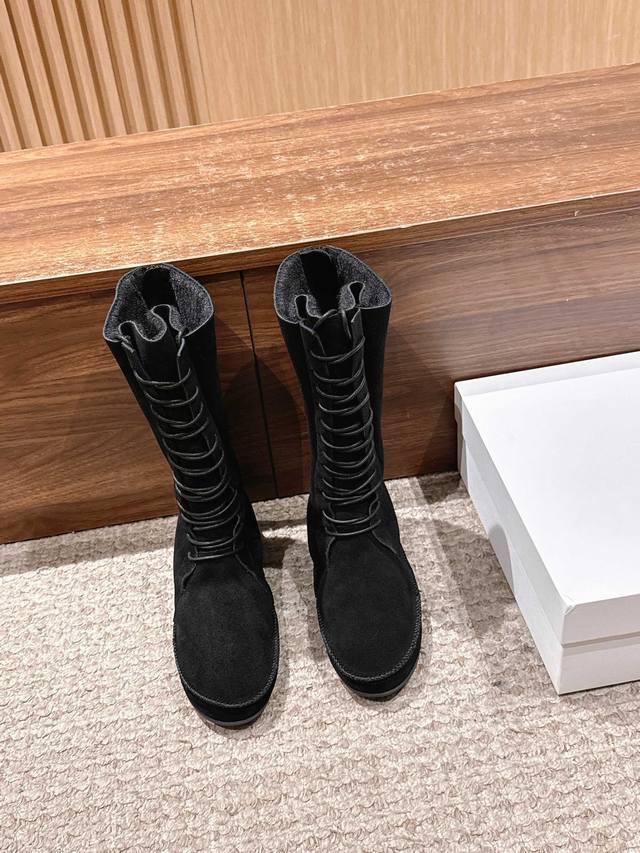 Dongguan-made The Row Autumn New Style Lace-up Zipper Snow Boots feature a shea