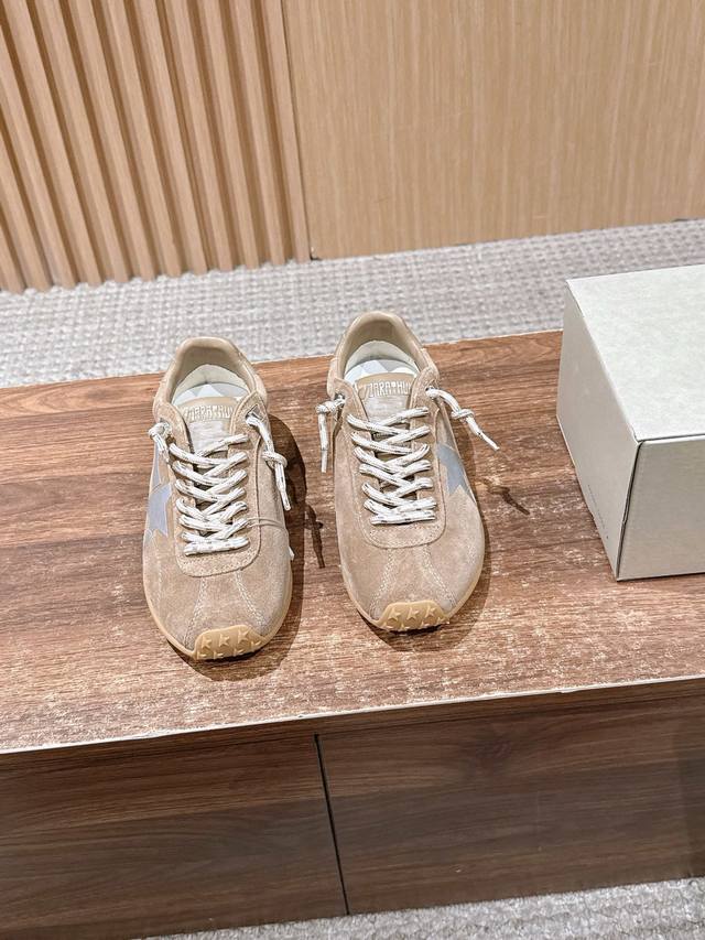 Marathon Speed Series Walking Shoes - A Must-Have Retro Must-Have! The Marathon