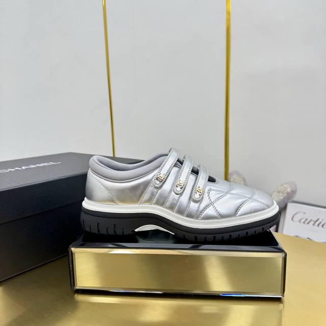 High-quality version Chanel new panda sneakers Chanel 2025Ss hot panda shoes co