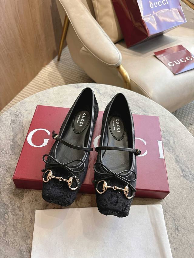 9099-3A Burgundy Diamond