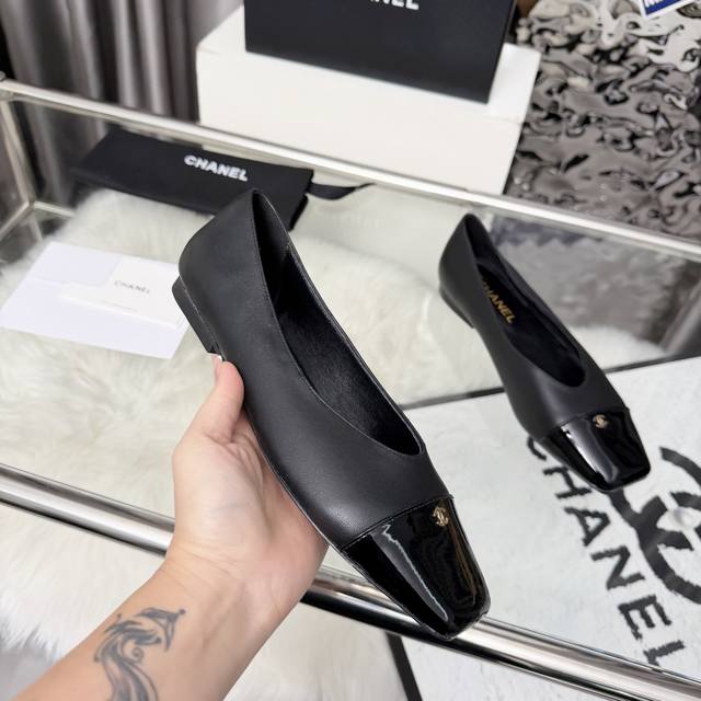 High-quality Chanel single shoes*