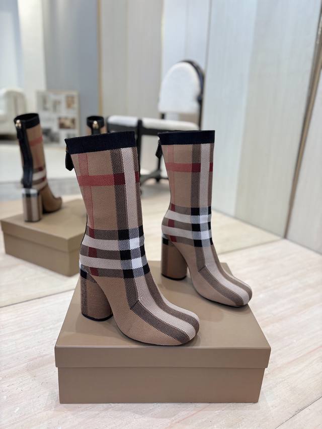 Factory Price p Exclusive Launch of Round Toe Chunky Heel Checkered Stretch Knit