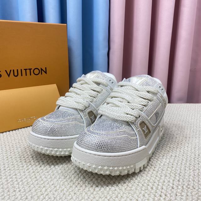 In stock Top-tier version basketball sneakers with rhinestones Louis Vuitto LV