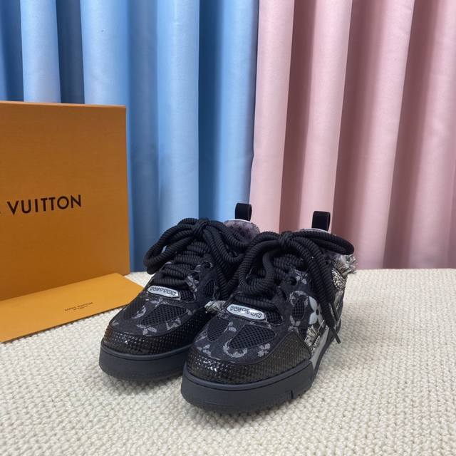 Louis Vuitton Diamond Shoes vs. All Market Versions - Couple Style New Runway B