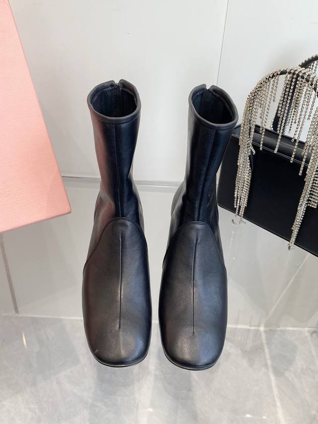 Factory direct Miu Miu 25Ss Autumn/Winter New Chunky Heel Long Boots These Chel