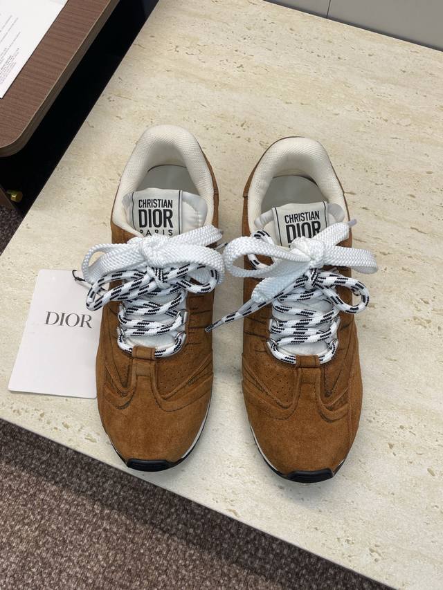 Factory direct price Dior 2025 Fall/Winter runway new D-Sketch graffiti sneaker