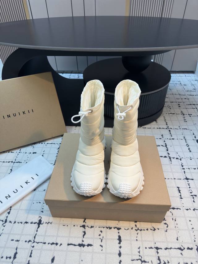 Inuikii The Cold Beauty of Switzerland Inuikii Down-Filled Non-Slip Height-Incre