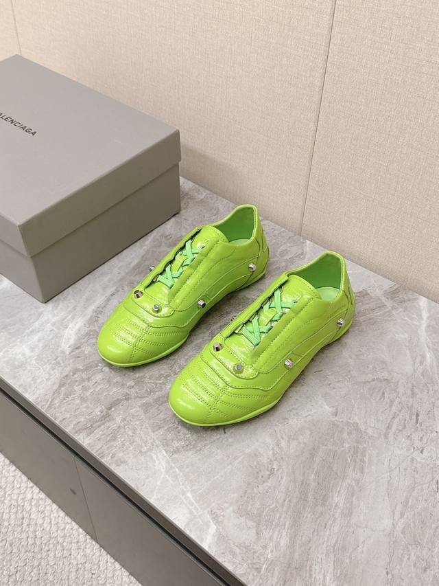 Balenciaga's latest baseball shoes, thin-soled casual shoes Super popular thin-s