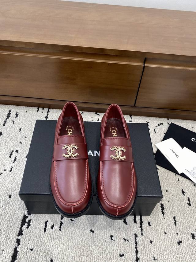 High-quality Chanel single shoes*