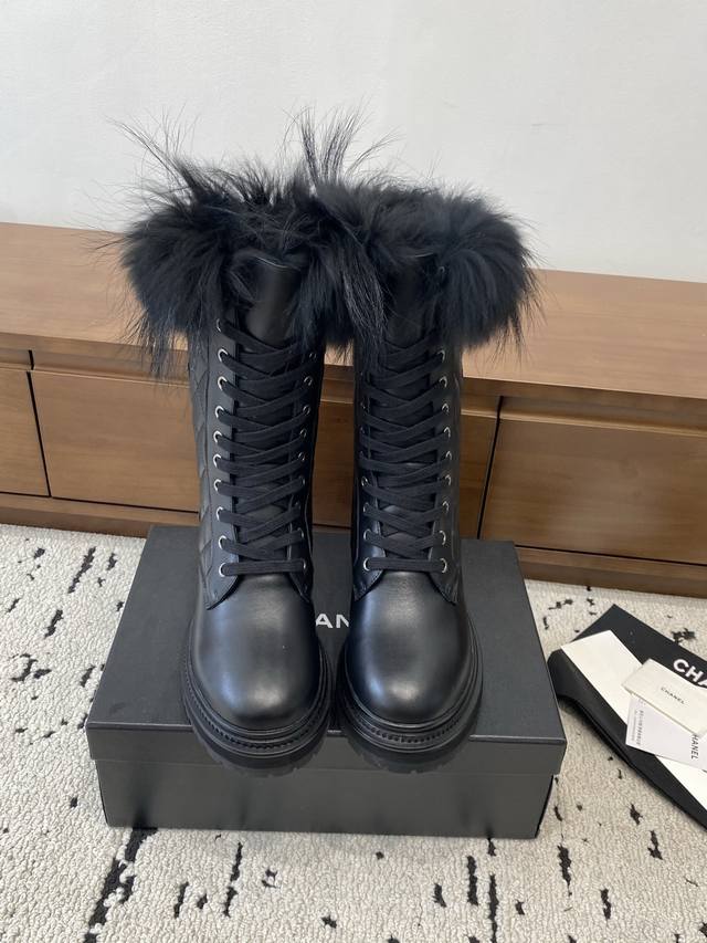 High-quality Chanel 2025 Fall/Winter platform mid-calf boots, crafted from impo