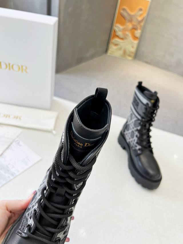 Ss Highest version Dior autumn/winter retro work boots, upper made of imported c