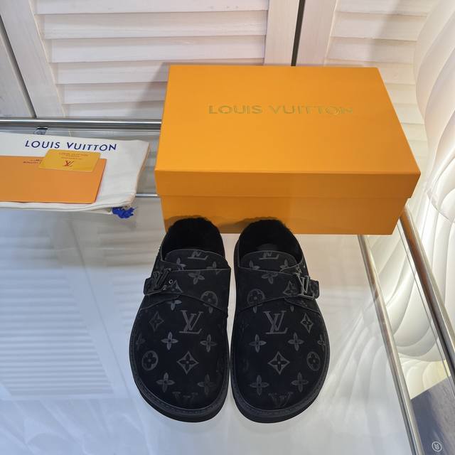 New Arrival from Official Store: Winterbreak Comfer Flat Slippers (DDD). Featur