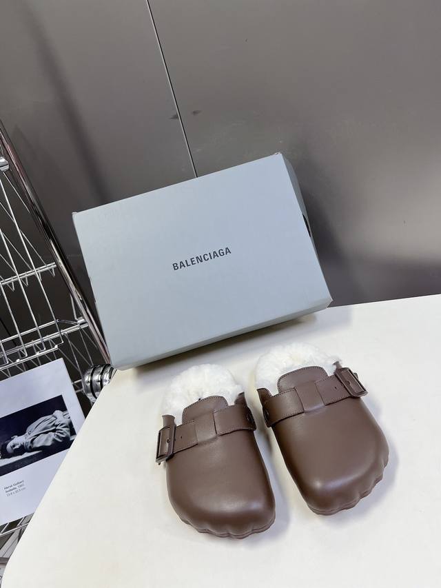 Real Price Balenciaga Couple's Birkenstock Sandals with Fleece Lining Sunday Sue