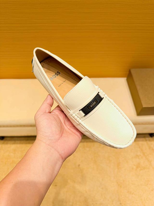 New arrival from the Boss official flagship store. Features a top-grain cowhide