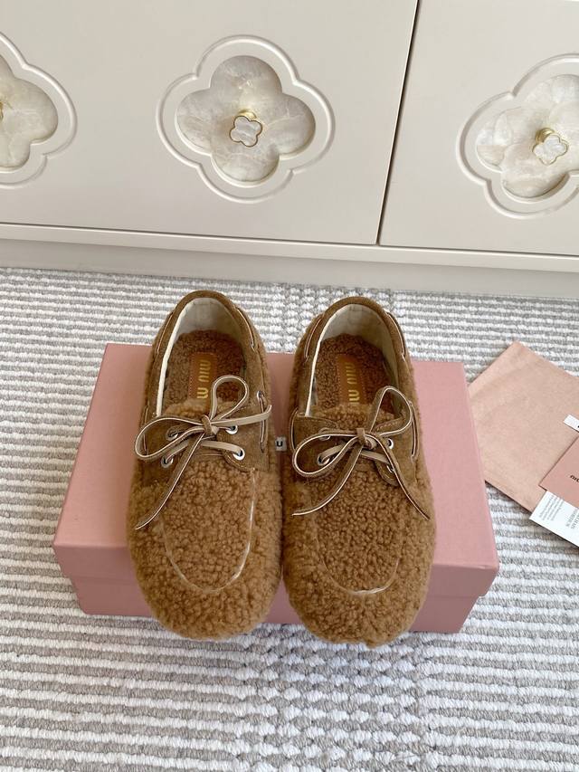 Miumiu 2025 | Autumn/Winter New Arrival: Lambswool Loafers New Miu Wool Loafers