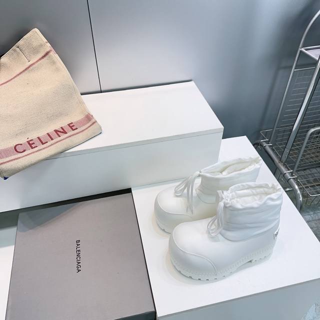 High-quality factory-made women's and men's sizes 390! Top-quality couple's sty