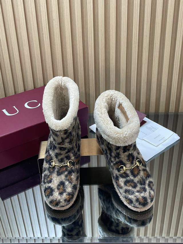 2025 Gucci Autumn/Winter New Arrival, Latest Runway Style, High-Quality Horsebit