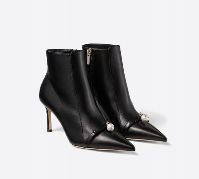 Jimmychoo Ankle Boots: Exquisite, fashionable, luxury brand, top-quality, same