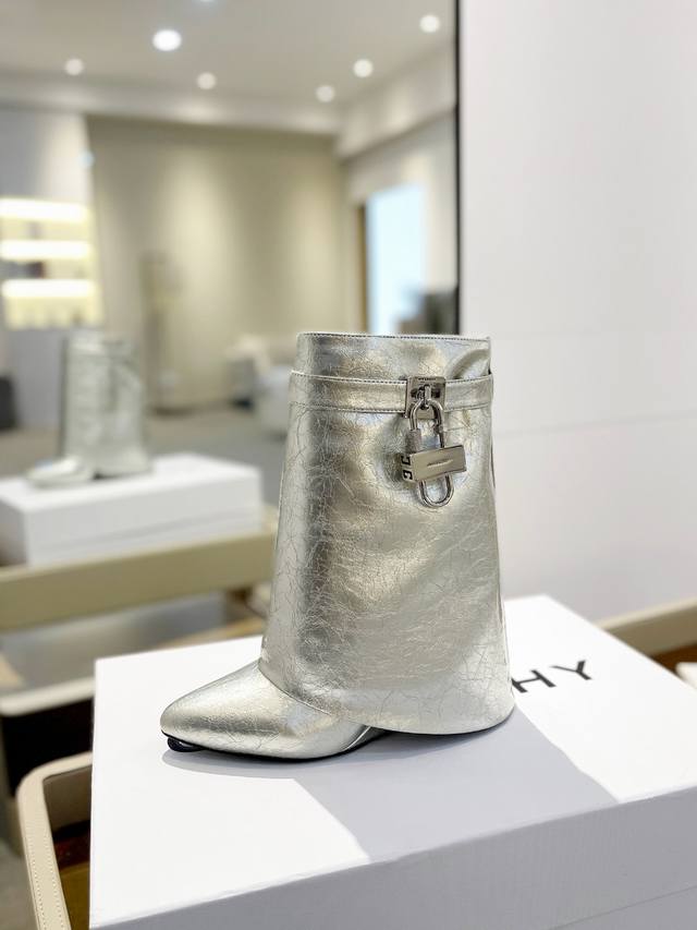 Price: Authentic Givenchy high-heeled laminated leather wrinkled ankle boots, th