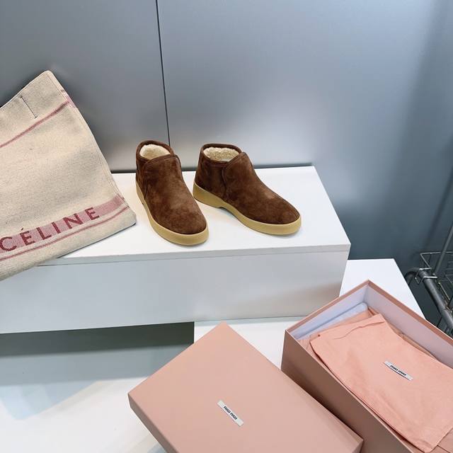 High-quality factory release! Top quality Miu Miu 25Ss Fall/Winter latest wool