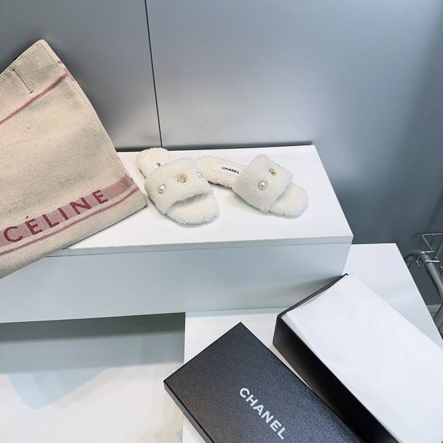 High-quality factory! Top-quality Chanel 25Ss Fall/Winter New Retro Style Lambs