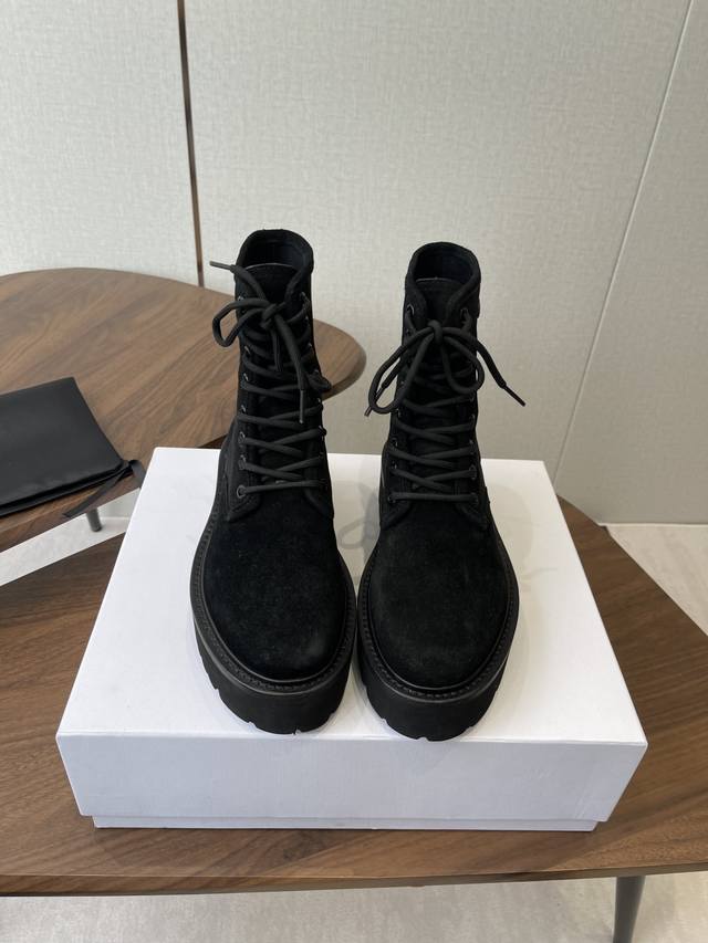 Celine Fall/Winter 2025 New Style Yang Mi's Ankle Boots Arc de Triomphe British