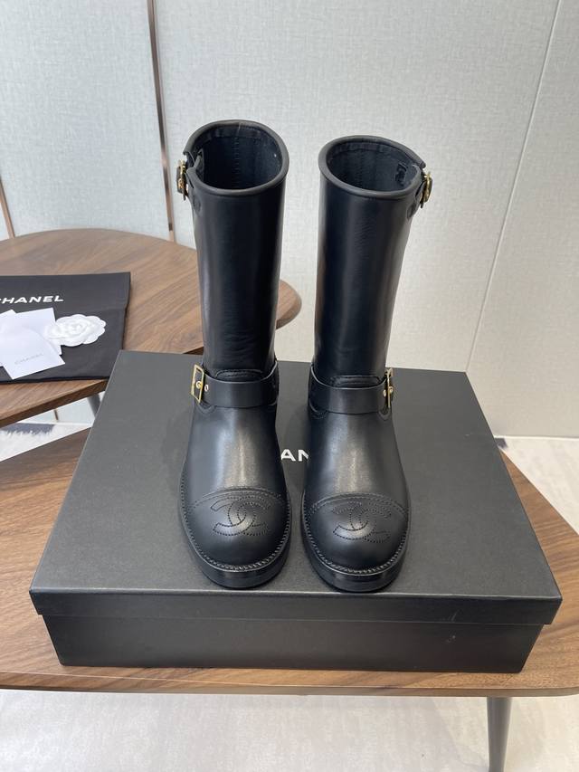Dongguan-made Chanel 25K vintage Chelsea boots Autumn/Winter vintage style, flat