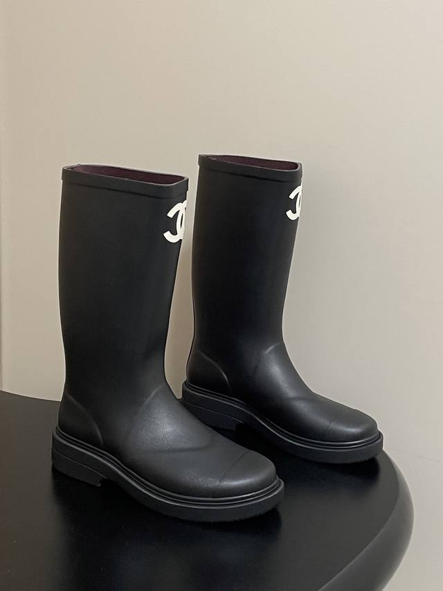 Top Quality Seamless Chanel Classic Rain Boots, Rubber Non-Slip Rain Boots, Tall