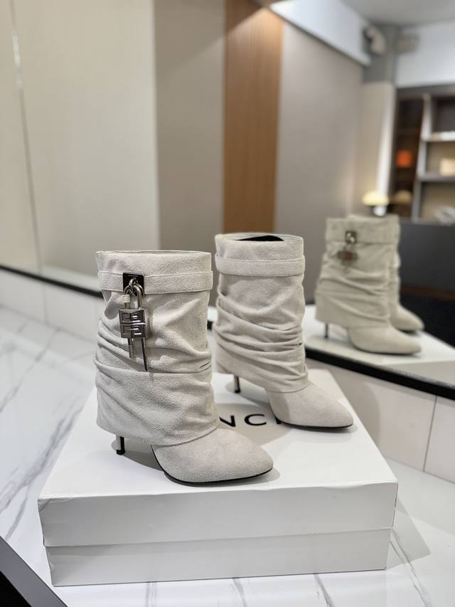 Authentic Counter-Grade Custom Version Givenchy Shark Lock Series Padlock Ankle