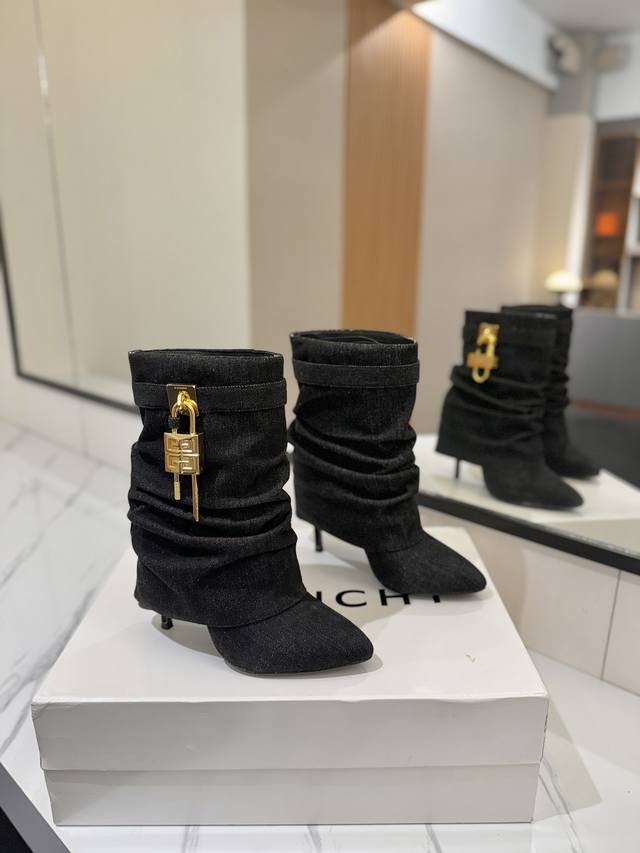 Authentic Counter-Grade Custom Version Givenchy Shark Lock Series Padlock Ankle