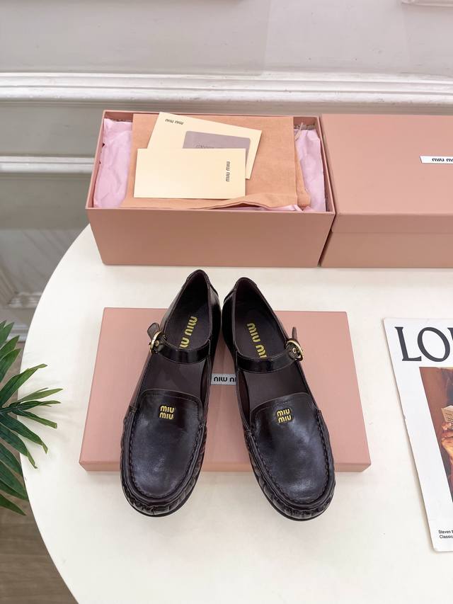 Miu Miu 25 2025 New Arrival - The latest runway classic Mary Jane loafers with l