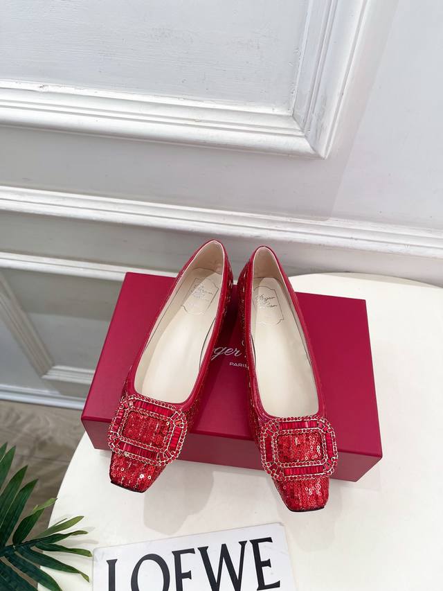 R 25 2025 New Arrival: Belle Vivier Classic Rhinestone Buckle Ballet Flats Serie