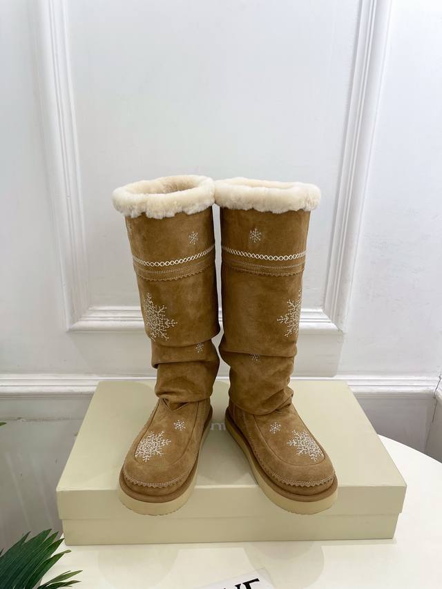 Unfolio 25 Autumn/Winter New Retro Embroidered Snowflake Fur Snow Boots As one o