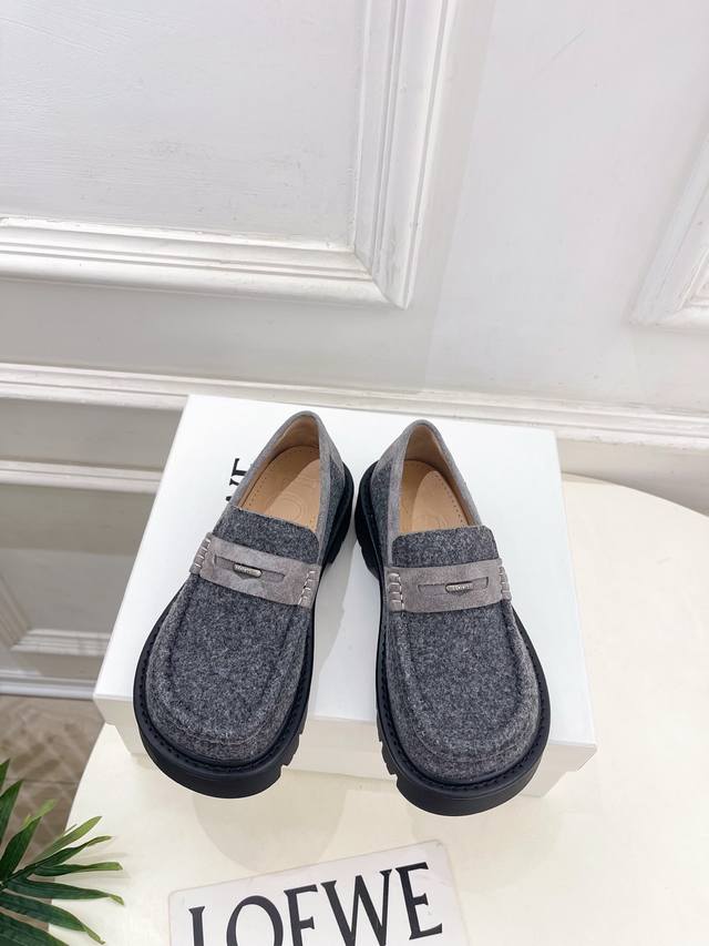 Loewe 2025 Fall/Winter New Sierra Loafers Loewe, as one of the most popular desi