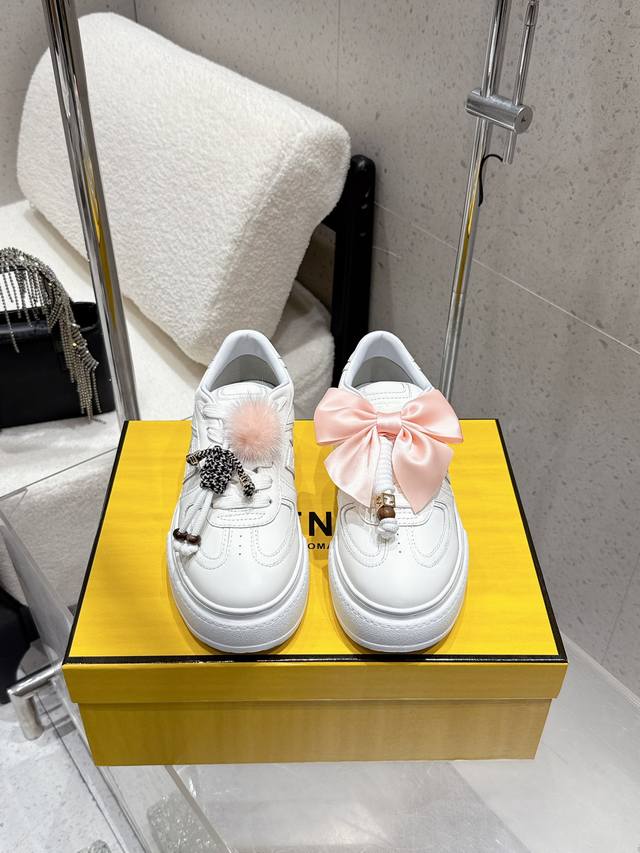 Fendi latest platform sneakers, full leather upper, casual sports shoes. Upgrad