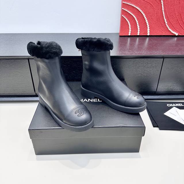 Chanel 2025 Winter New Wool Snow Boots, Warm and Cozy Boots The "atmosphere weap