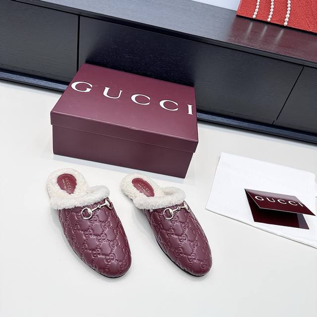 Gucci 25th Anniversary New Wool Mule Slip-On Slippers The relaxed sophistication