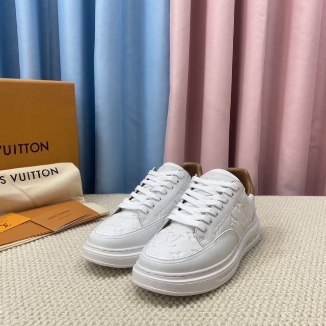In Stock, Pictures Available, Must Sell! Top-Tier Louis Vuitto Trainer Sneakers