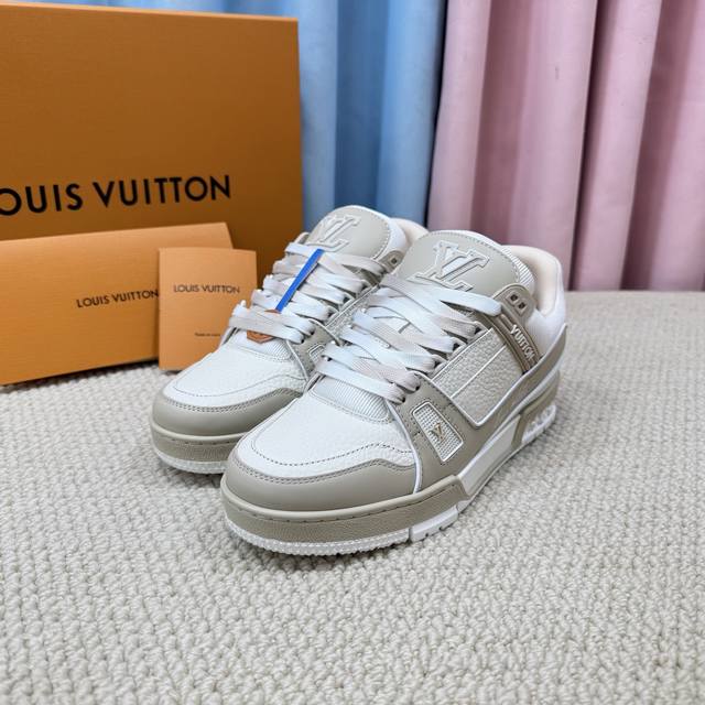 New Couple Shoes Louis Vuitton Trainer vs. All Market Versions Couple Shoes New