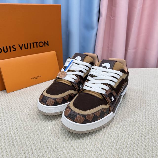 New couple shoes, new Louis Vuitton, PK all versions on the market Runway new b