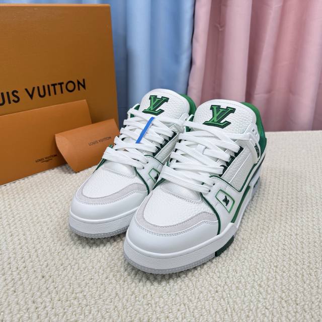 New Couple Style Lv-Trainer Louis Vuitton PK Market Version Couple Style Runway