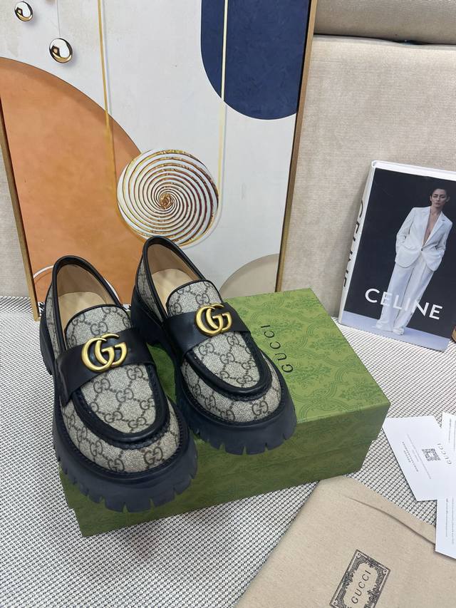 Latest Gucci Horsebit Bee Platform Loafers Top Version These platform loafers ar